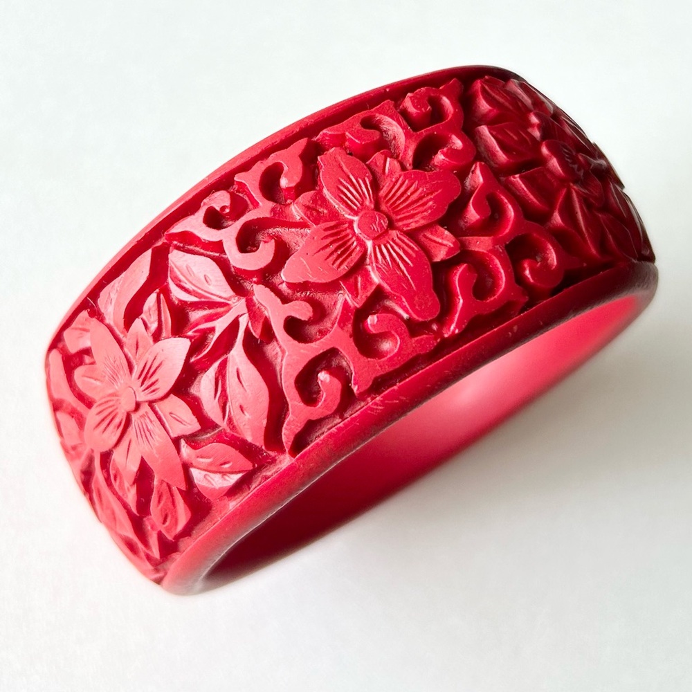 VERY OLD Carved Red Cinnabar Oriental Chinese Bangle Floral 8” Width 2.25”